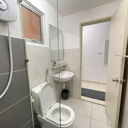 Lenore & Myna Suite At Alanis Residence Sepang, Klia Homestay Apartment Exterior photo