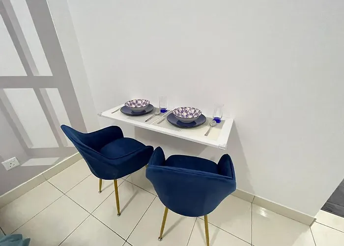 Lenore & Myna Suite At Alanis Residence Sepang, Klia Homestay Apartment